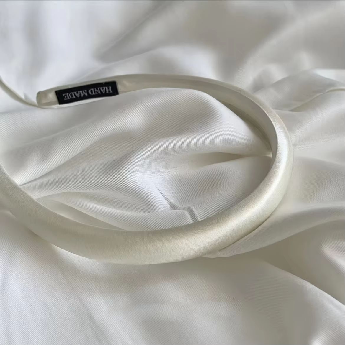 SilkTouch Solid Satin Headband  Vintage Thick Elastic Hair Hoop For Women  Girls 10