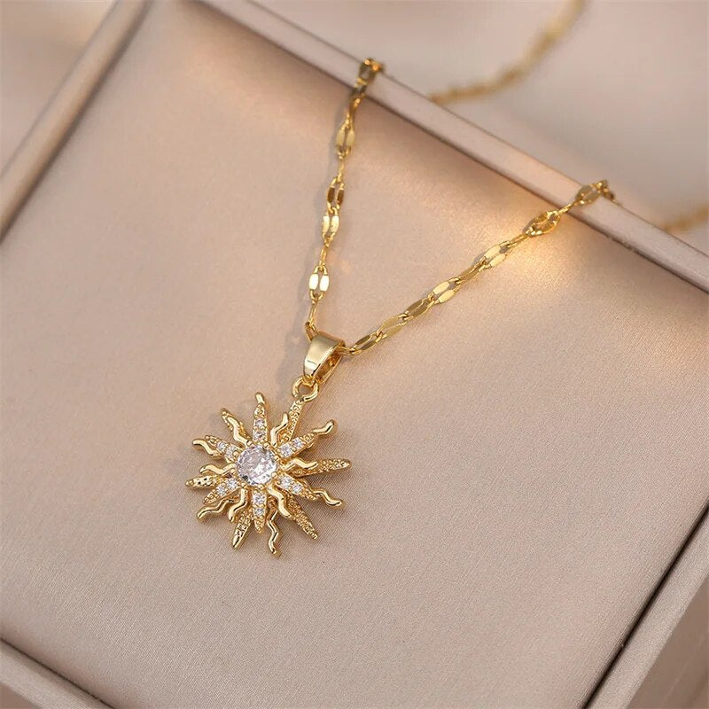Gold Color Light Chrismas Zircon Flower Women Pendant Necklace High Sense Chain Jewelry Party And G 12