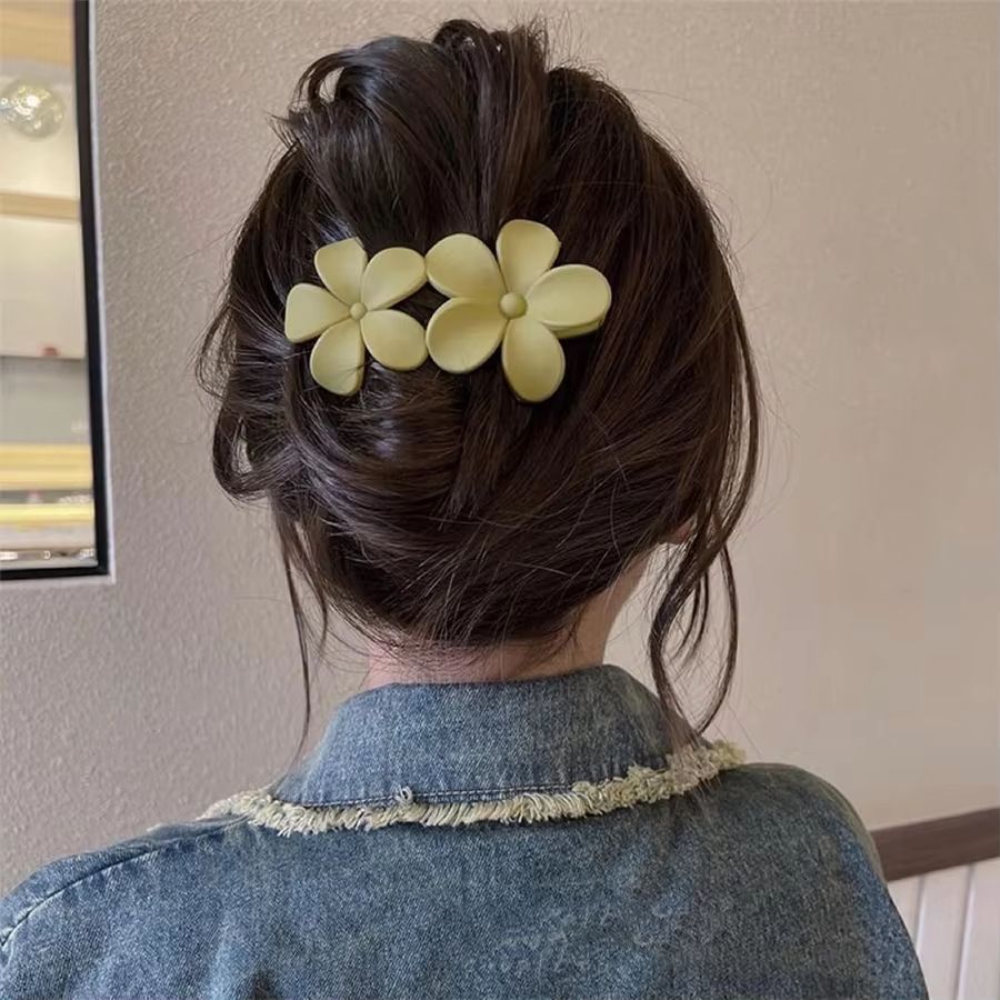 Matte Bloom Flower Hair Clip Set  4Piece French Barrette  Hair Claw Floral Clips For Women 5