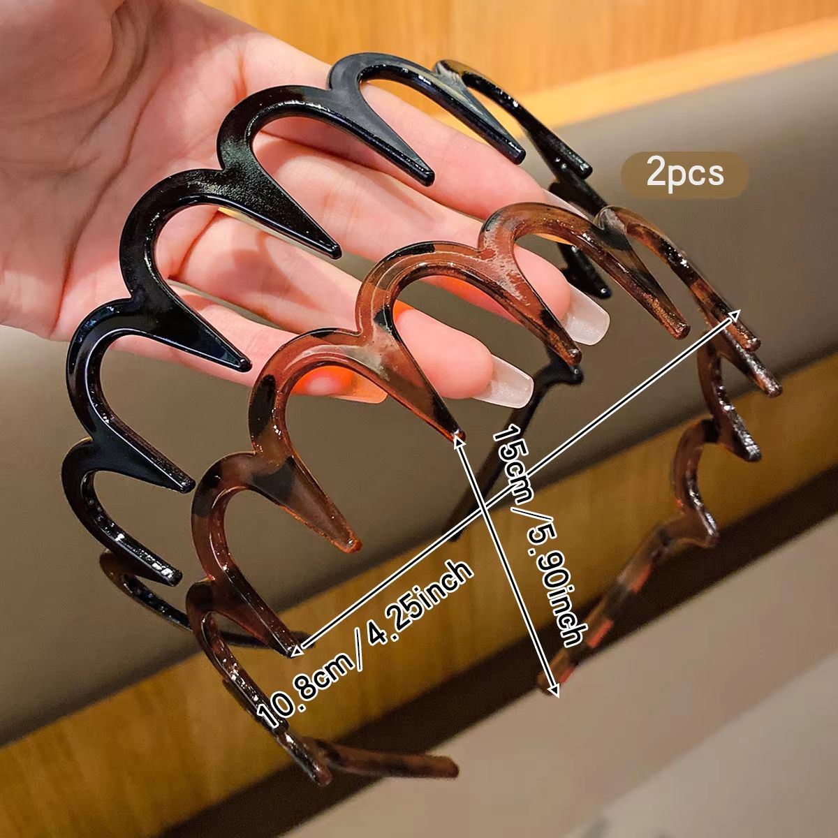 Everyday Red Claw Clip Duo  2Piece AntiSlip Hair Clips With Teeth 1