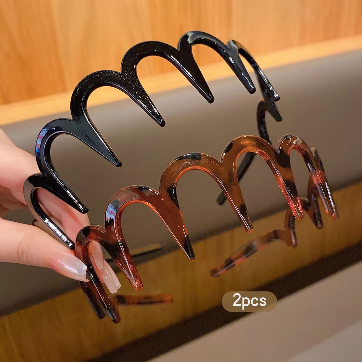 Everyday Red Claw Clip Duo  2Piece AntiSlip Hair Clips With Teeth 2