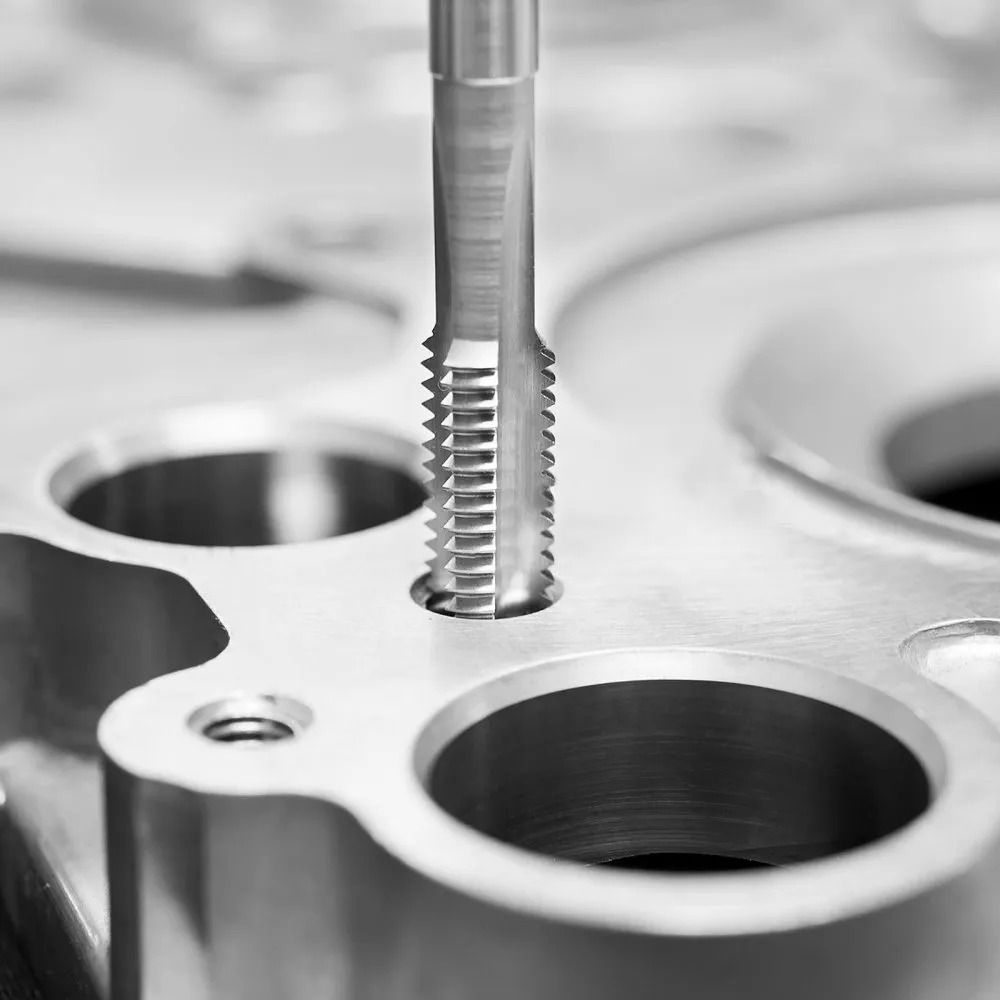 Tap And Die Set Essential Threading Tool Metric And SAE Size Bearing Steel Taps And Dies Complete A 4