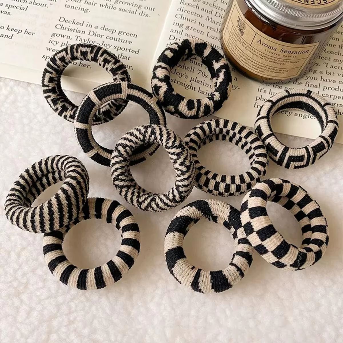 Checkered Comfort Stretch Hair Rings – Versatile Black & White Pack