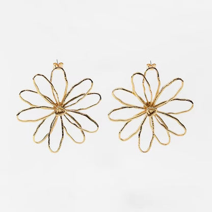 Retro Hollow Vedawas Flower Earrings Elegant Women Accessories Simple Banquet And Wedding Party Jew 2