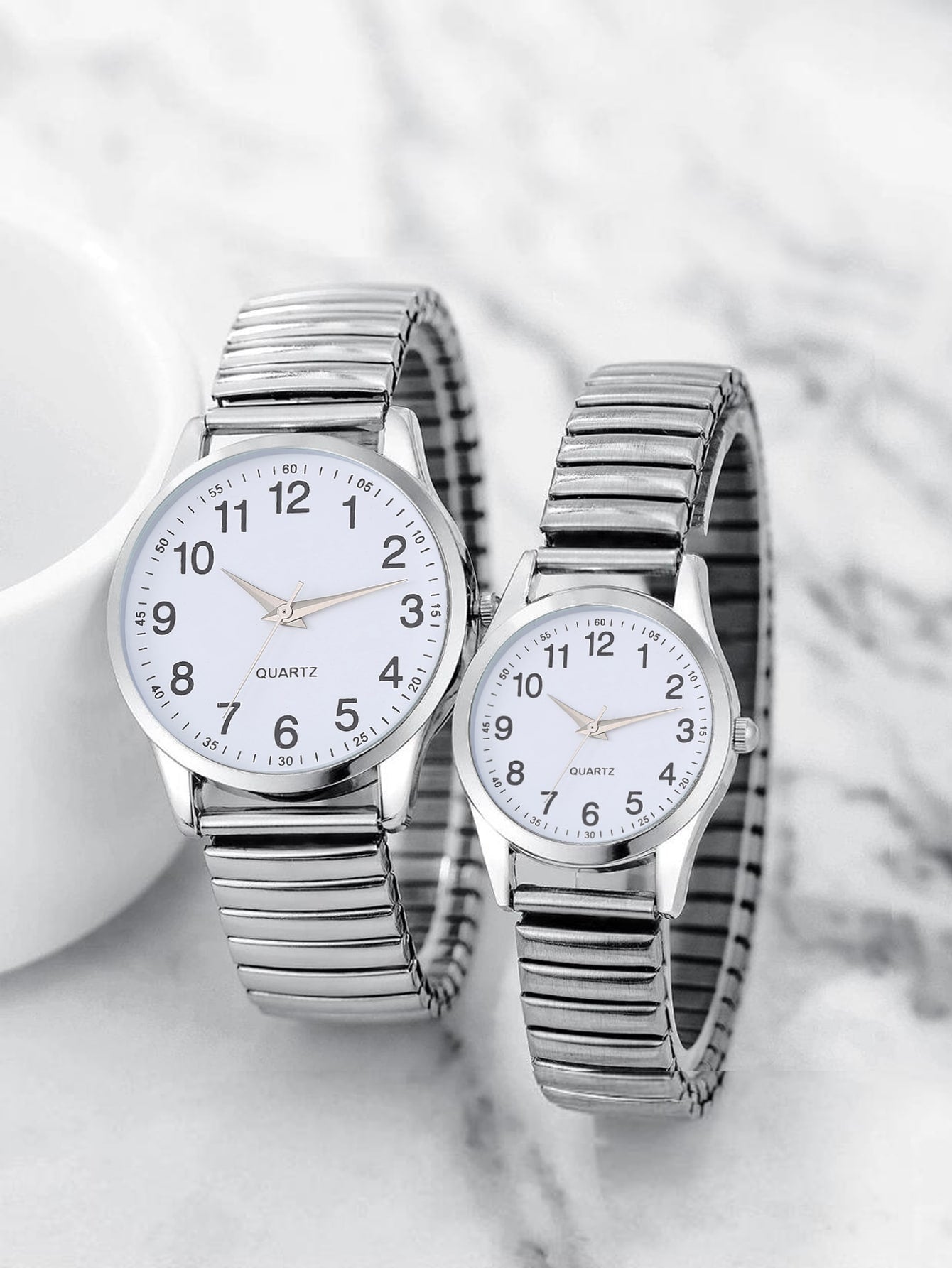 Black Alloy Arabic Numerals Watch Set Elastic Band Quartz Lovers Watch Gift Set For Men And Women 5
