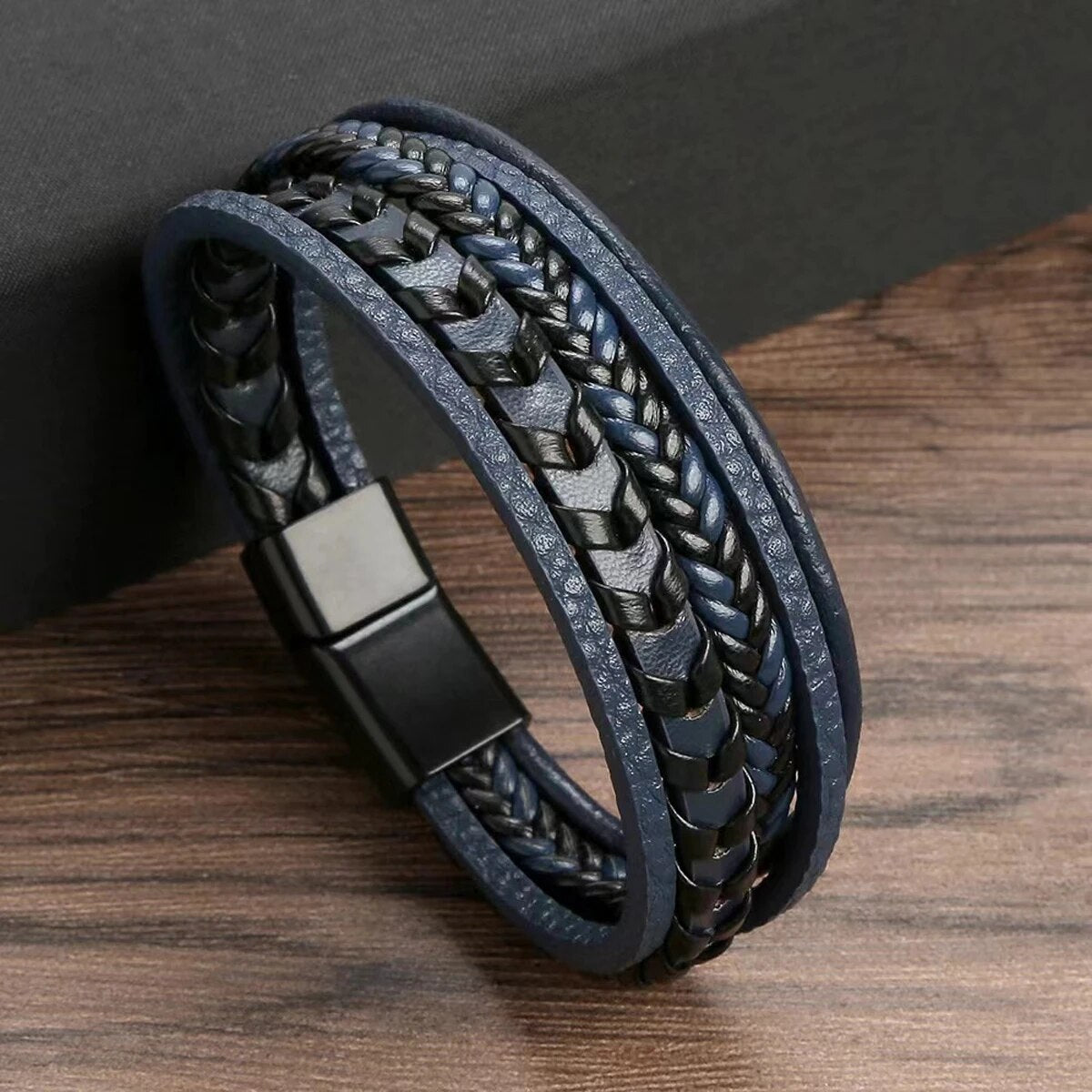 Fashion Accessories Men Multi Layered Vintage Leather Bracelet Braided Rope Bracelet Alloy Magnetic 3