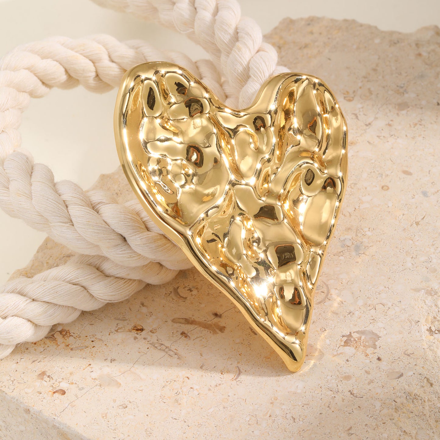 Exaggerate Heart Shape Brooch For Women Luxurious Vintage Stainless Pins Special Jewelry Mothers Da 4
