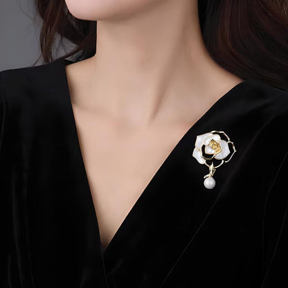 Creative Metal Brooches, Stylish Camellia Imitation Pearl, Women Pins, Event Gifts, Funny Luxury Decoration for Friends