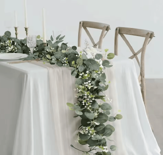 Elegant Eucalyptus And White Berry Greenery Garland 1
