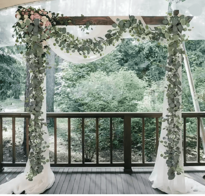 Elegant Eucalyptus And White Berry Greenery Garland 3