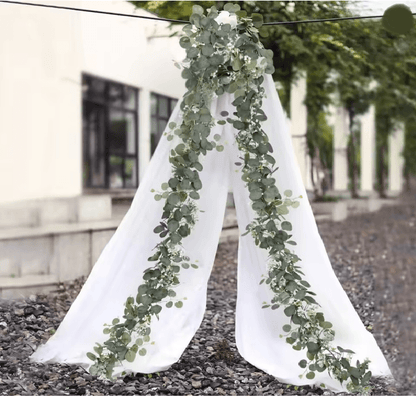 Elegant Eucalyptus And White Berry Greenery Garland 4