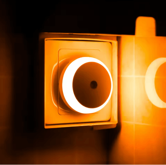 GlowEase PlugIn Smart Dusk To Dawn LED Night Light 5