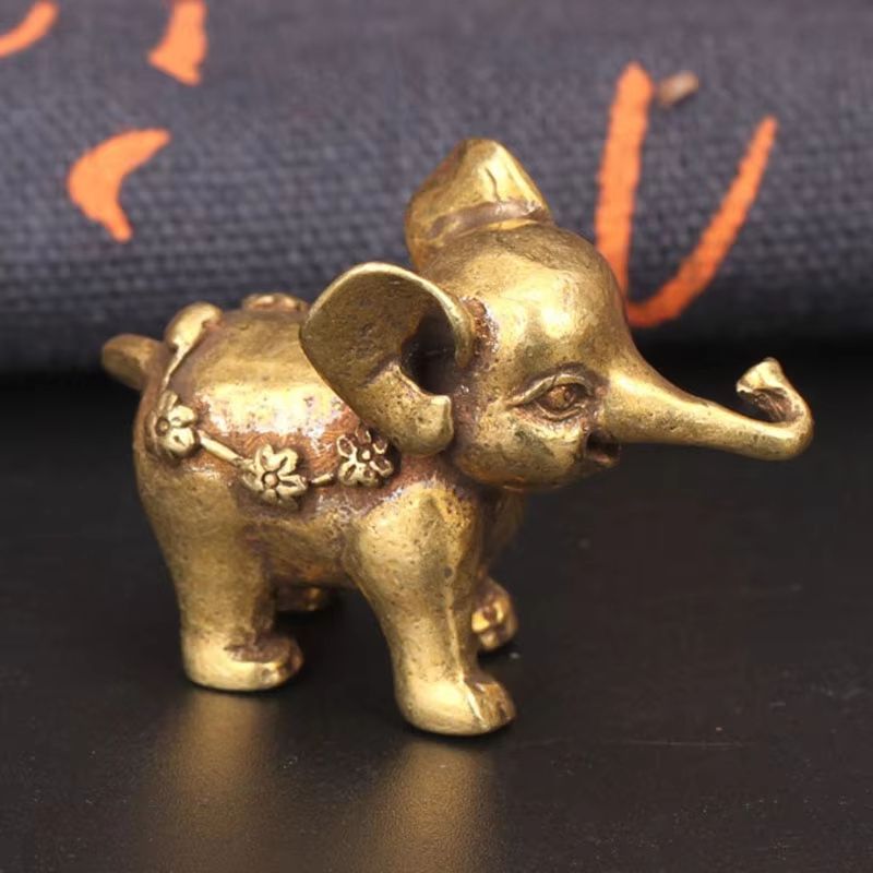 Antique Bronze Mini Elephant Figurines  Solid Copper Tea Pet  Table Decor Set 4