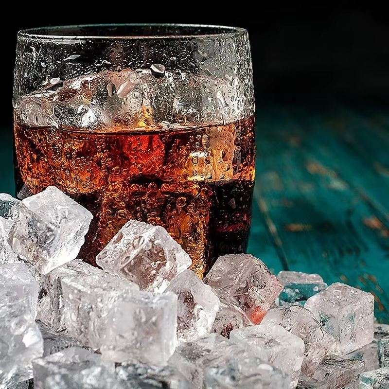 Reusable Acrylic Fake Ice Cubes For Photography And Decoration 4
