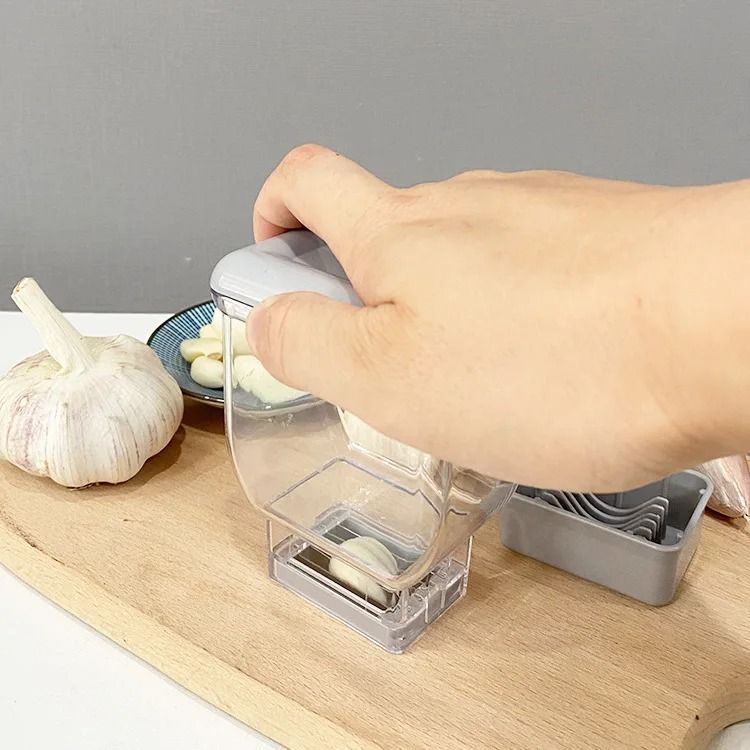 Manual Pressing Garlic Grinder And Cutter Kitchen Tool 2