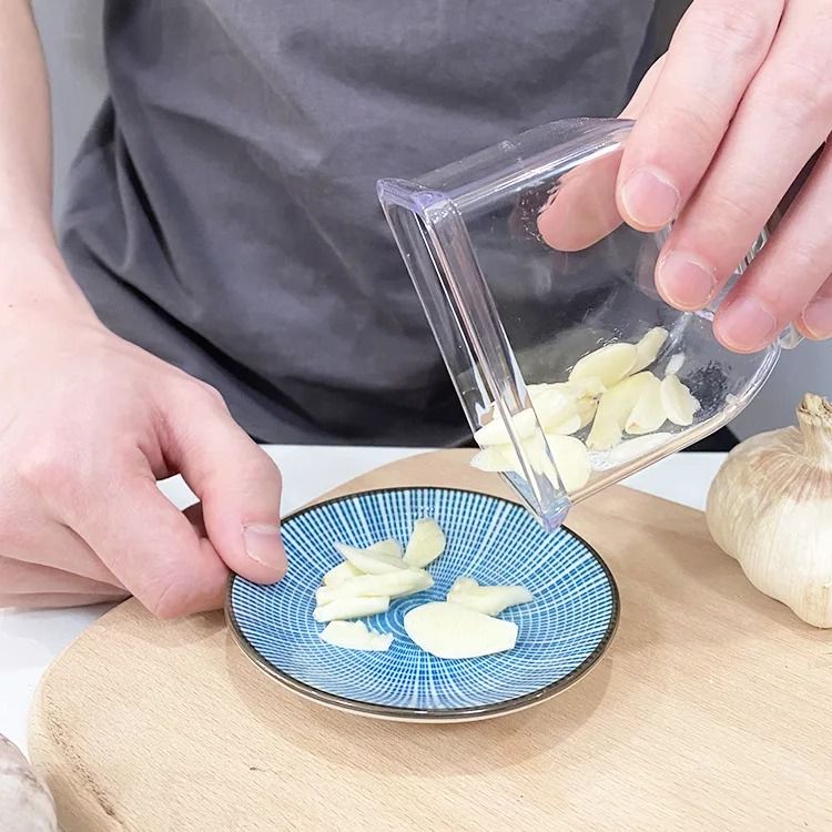 Manual Pressing Garlic Grinder And Cutter Kitchen Tool 4