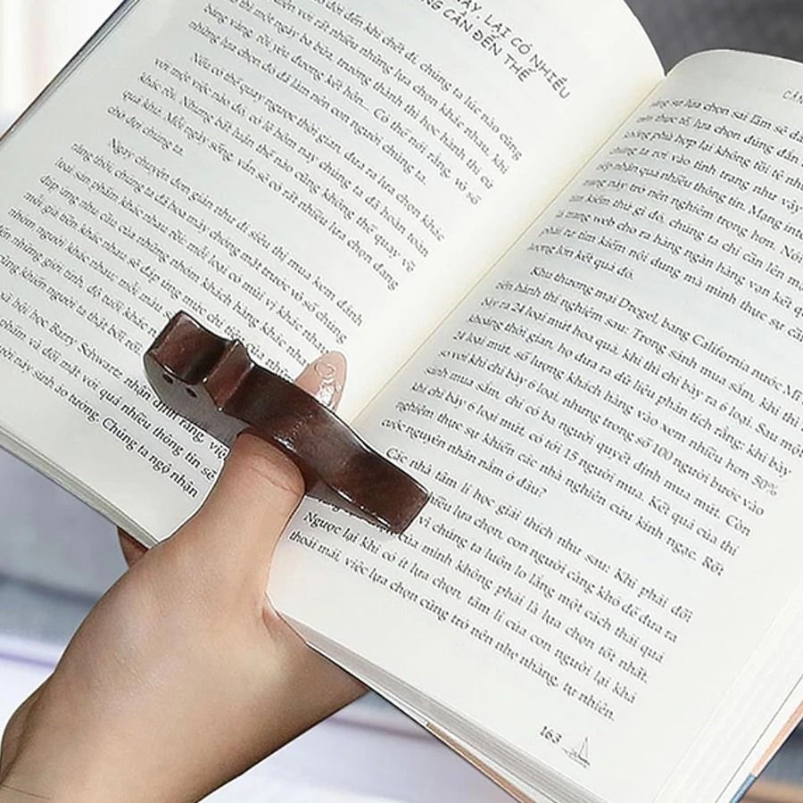 Wooden Pet Cat Dog Reading Bookmark Page Holder 1