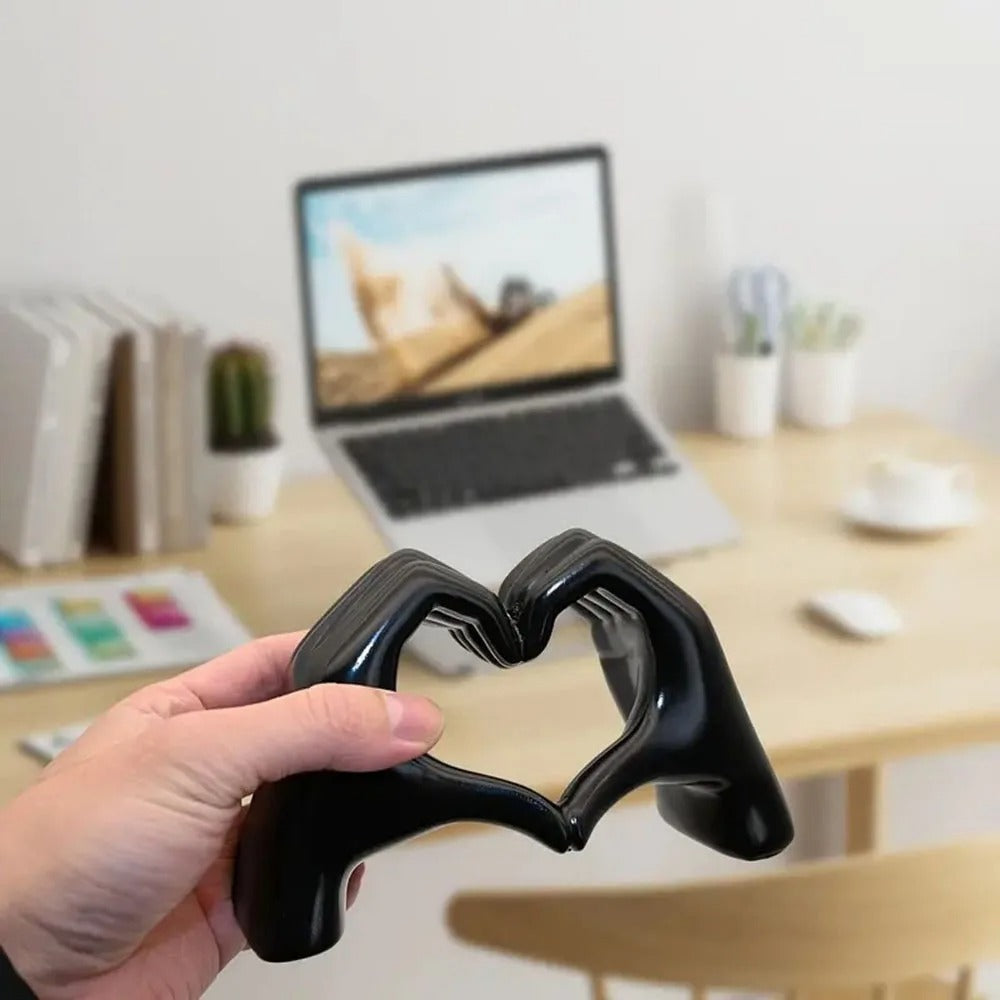 Resin Love Gesture Sculpture Figurines Nordic Desktop Ornament Light Luxury Art Crafts Office Home  2