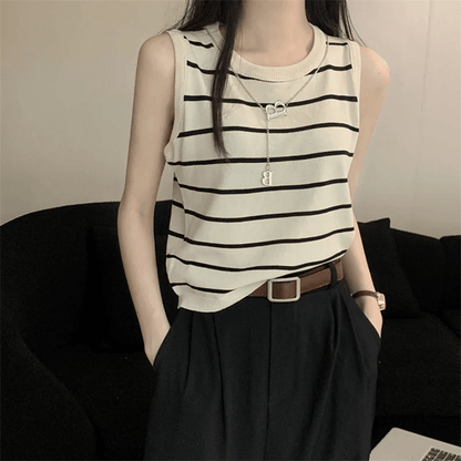 StripeFlex Womens Stretch Vest 1