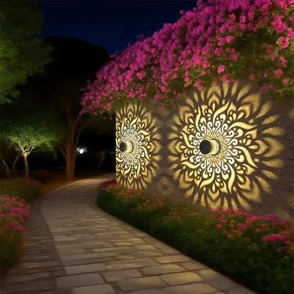 Solar Fence Light with Cut Out Design