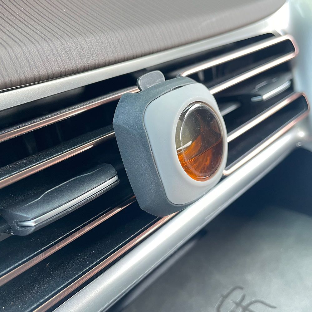 Essential Oil Car Air Freshener Clip  LongLasting Odor Eliminator 4