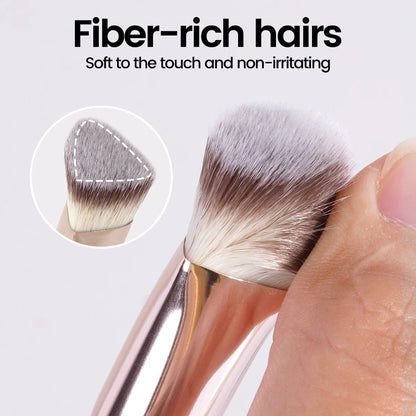 MAANGE Precision Triangle UnderEye Concealer  Foundation Brush 5
