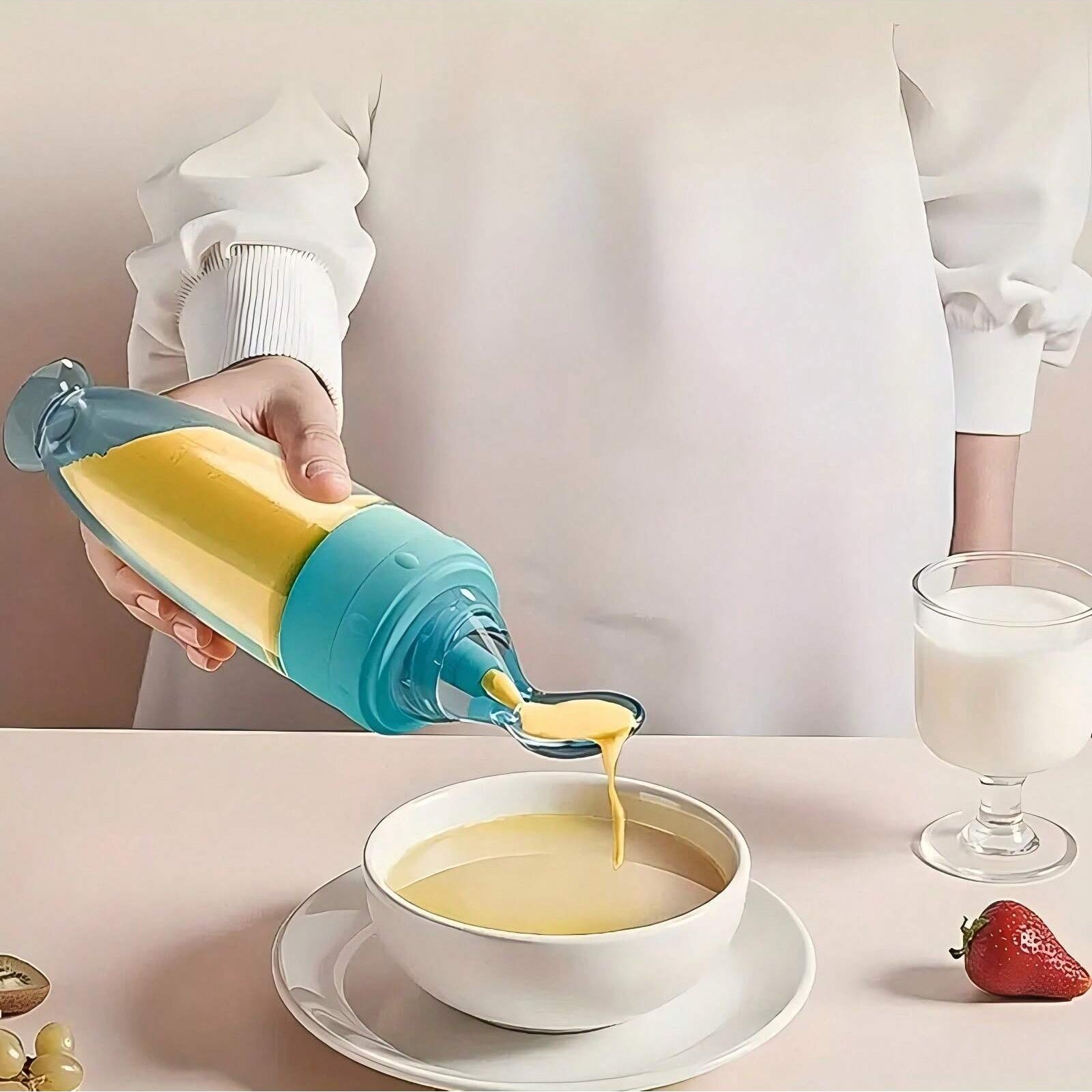 Portable Squeeze Feeding Bottle Soft Spoon Silicone Feeder With Cup Cap Colorful Silicone Baby Bott 3