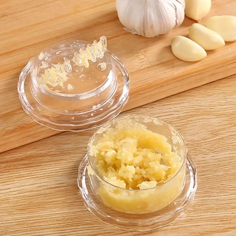 Clear Manual Garlic Grinder and Herb Mincer – Handheld Twist Press for Quick Garlic Crushing and Food Prep