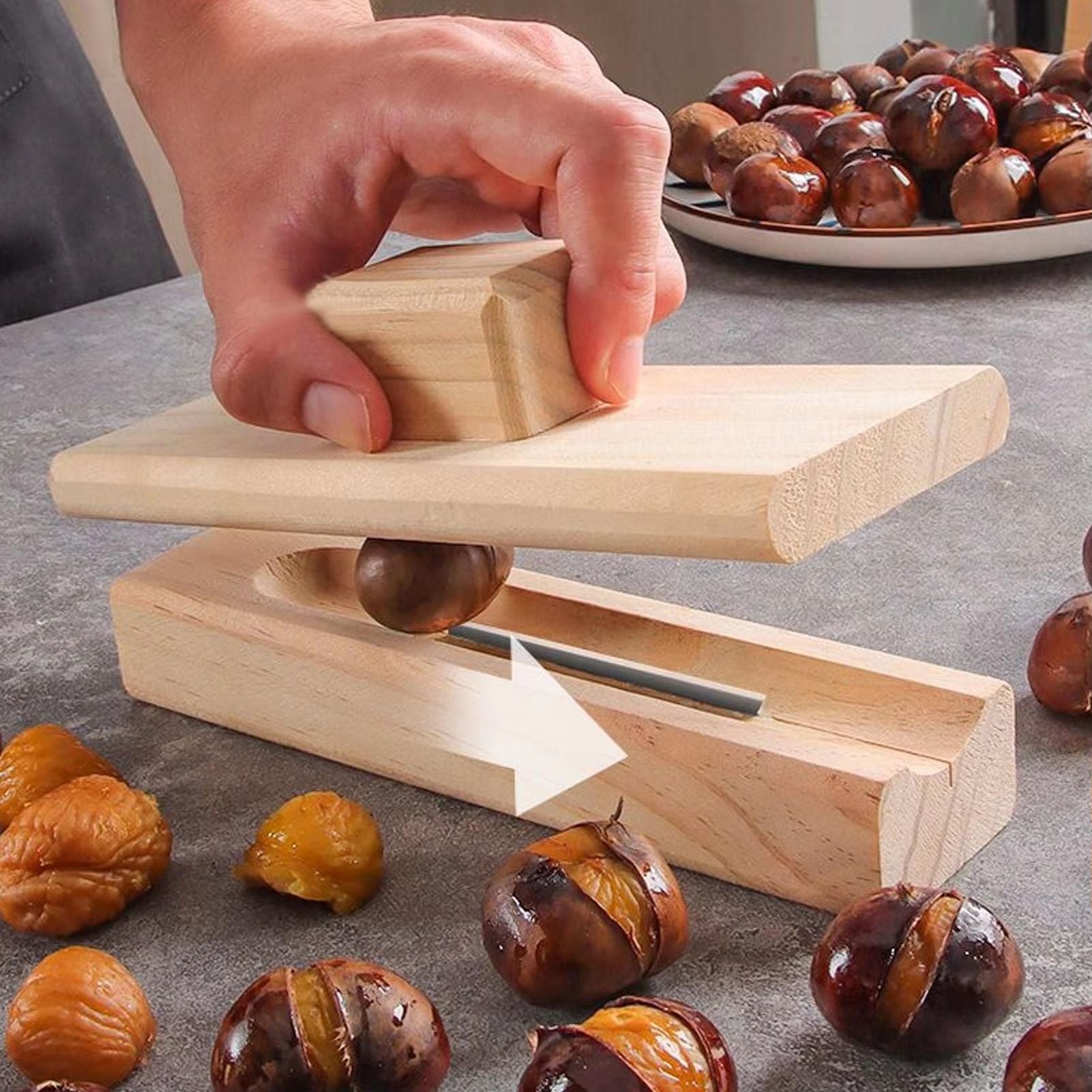 Multifunctional Manual Chestnut Cutter  Opener Clip Tool 4