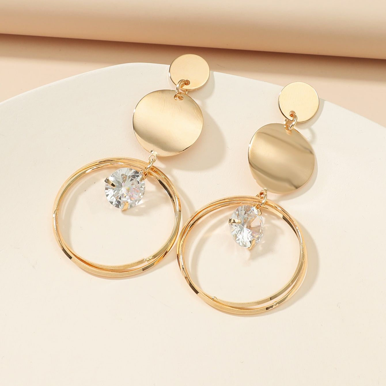 Gold-Color Circular Pendant Earrings, Elegant Women's Fashion Earrings for Tourism