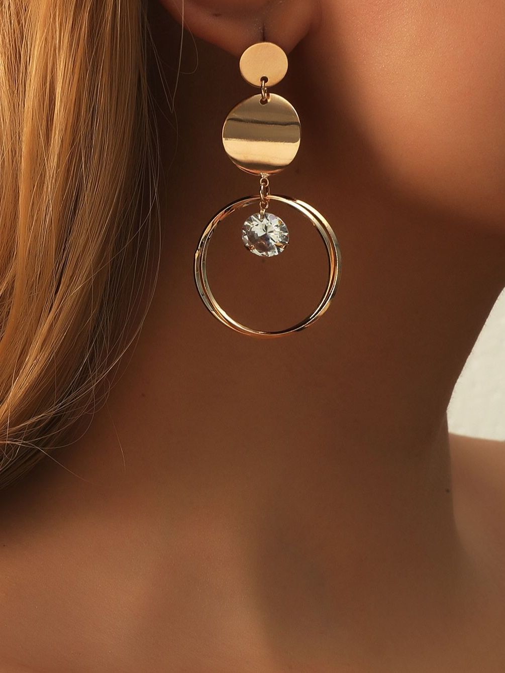 Gold-Color Circular Pendant Earrings, Elegant Women's Fashion Earrings for Tourism