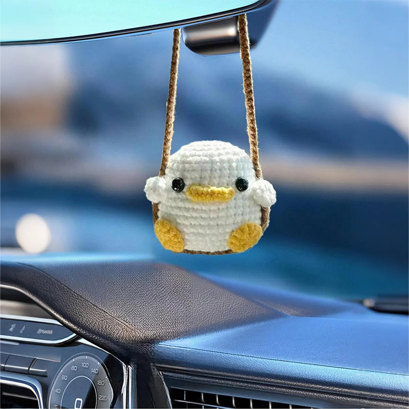 Soft Yarn Crafted Rearview Mirror Decor, Cute Crochet Animal Car Pendant, Frog and Duckling Design, Unique Handmade Gift