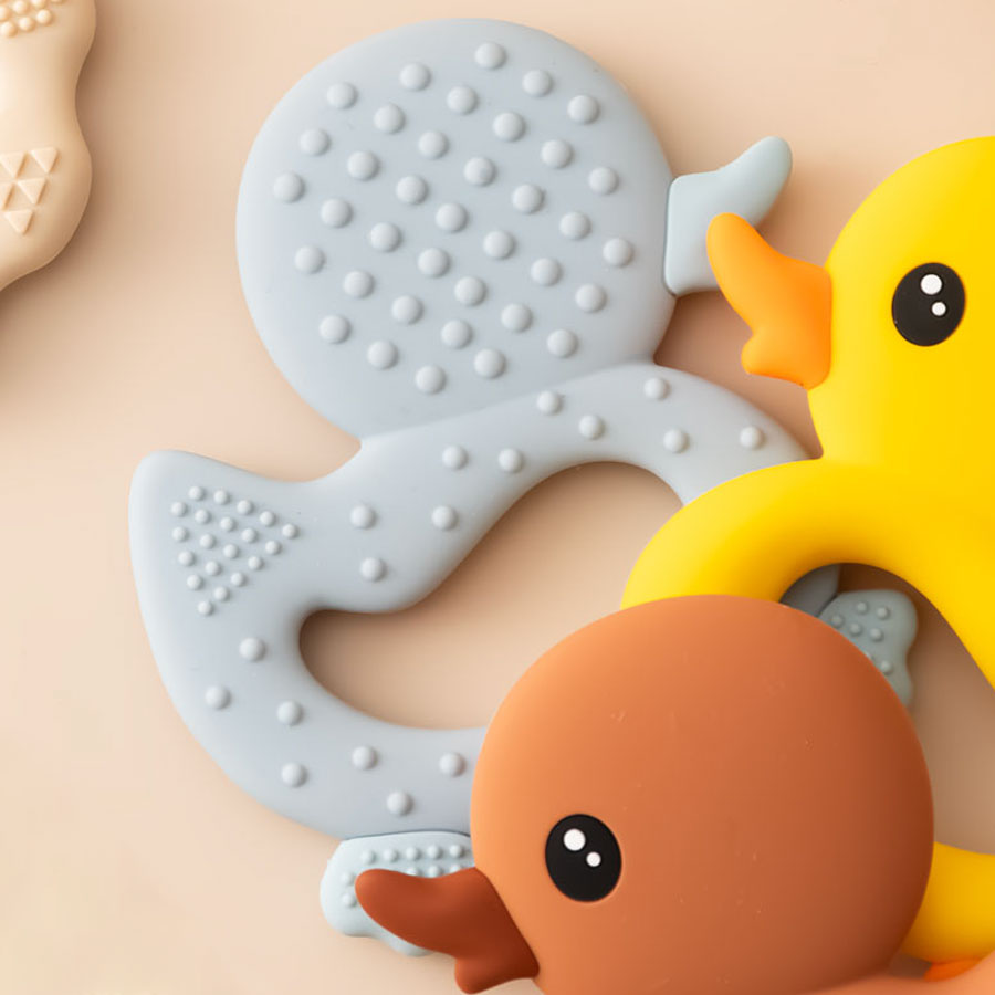 Silicone Cartoon Duck Baby Teether Toys BPA Free Teether For Baby Soft Baby Accessories Teething Ch 2