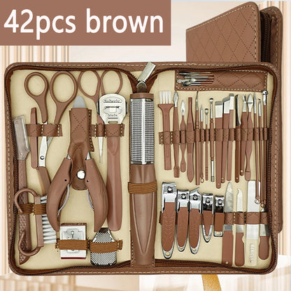 Stainless Steel Manicure Set With Zipper Leather Bag Nail Clipper Kit For Fingernails And Toenails  9