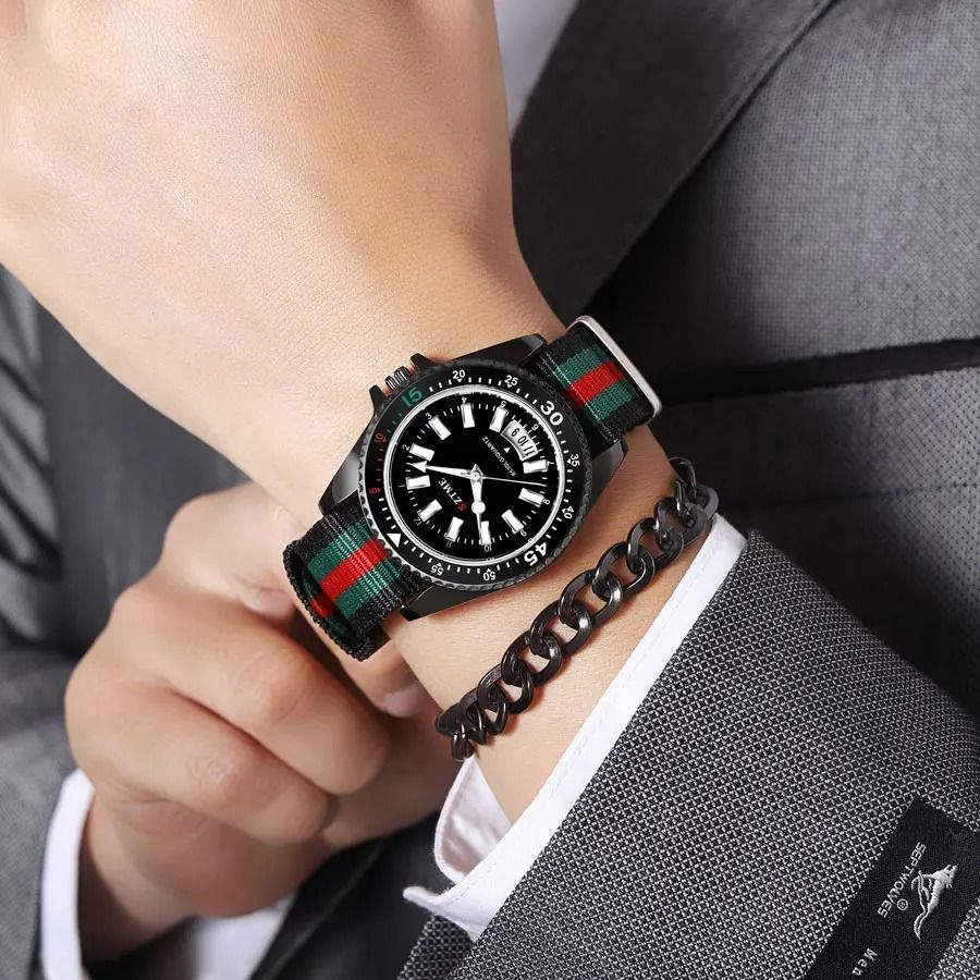 Nylon Strap Calendar Quartz Watch 4