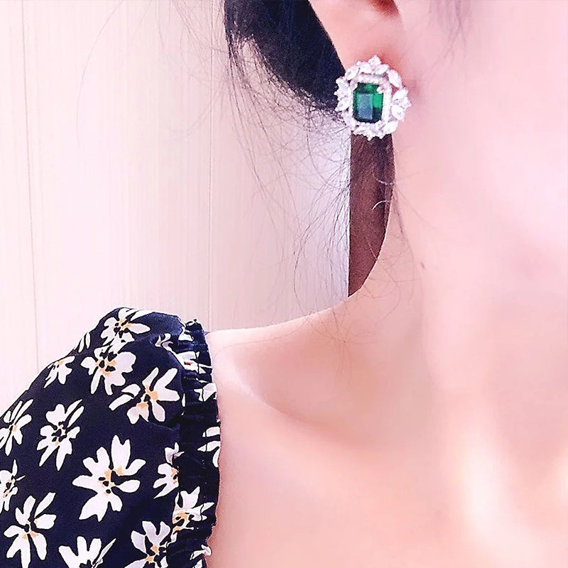 Delicate Design Jewelry, Huitan Luxury Lady Green Zirconia Ear Stud Earrings for Anniversary Party