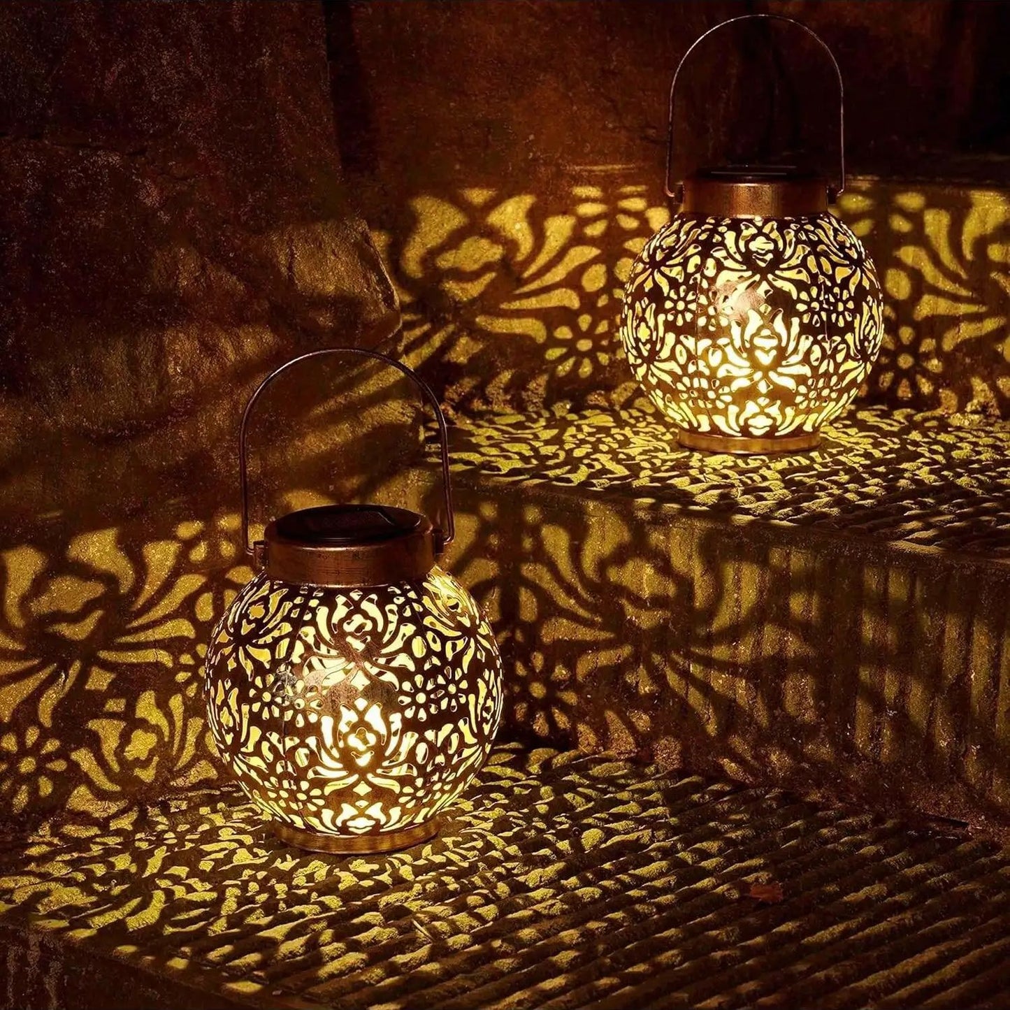 Waterproof Solar Hanging Lantern Lights Moroccan Decorative LED Garden Light Solar Metal Tabletop L 2