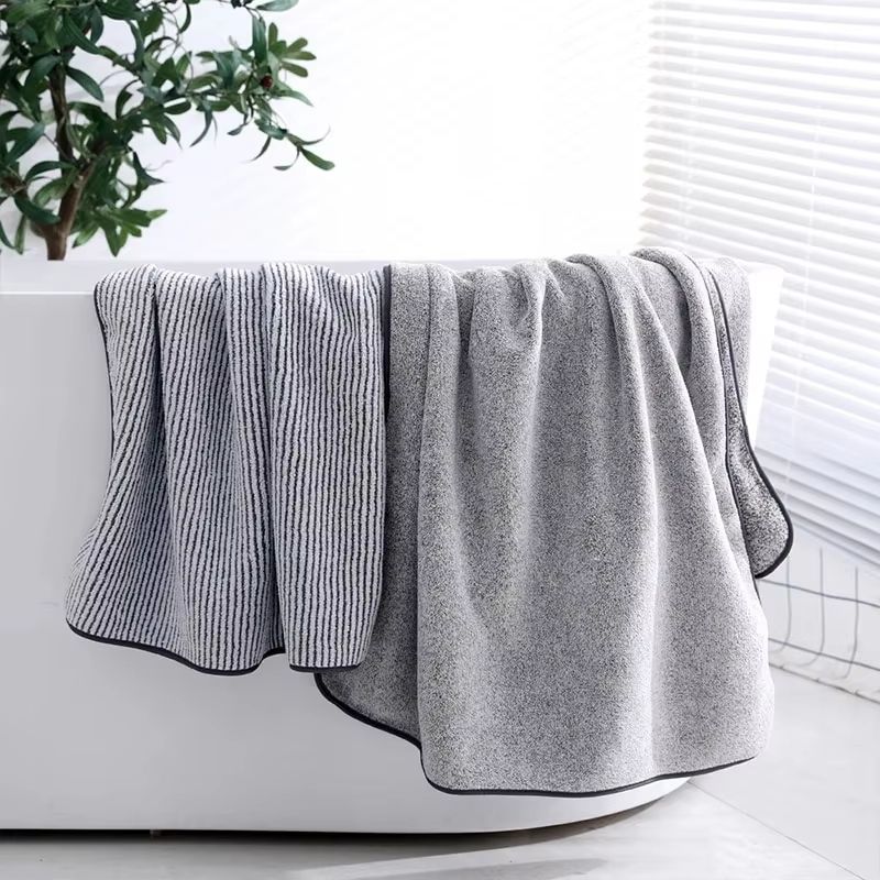 Thick Microfiber Body Bath Towel – Large Quick-Dry Spa and Gym Shower Towel