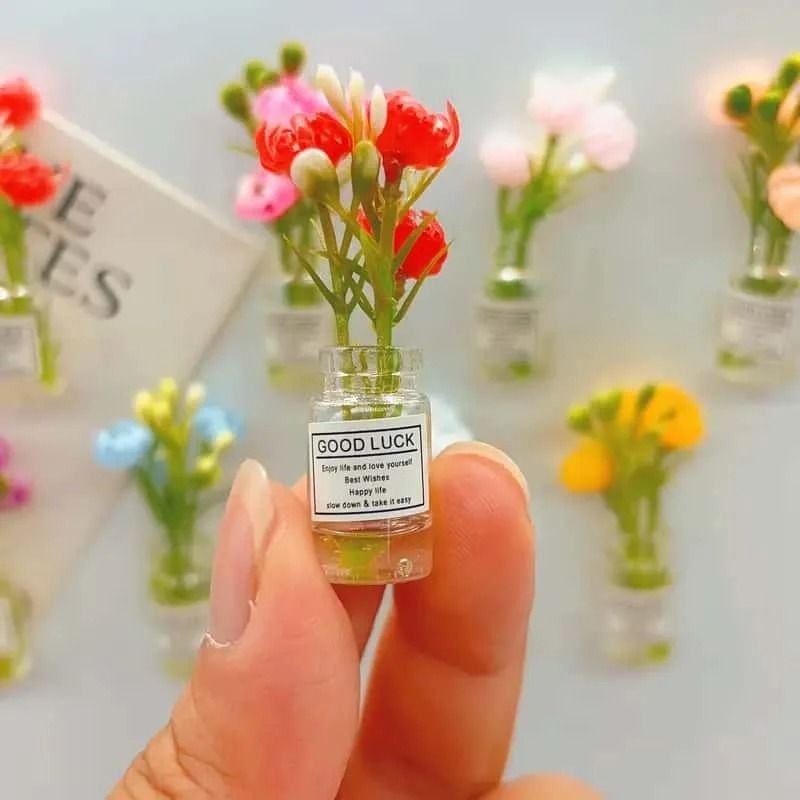 Mini Vase Magnet Set Cute Small Refrigerator Flower Vases Kitchen Decoration Gift 4