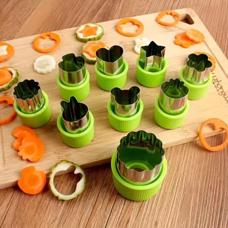 9 Piece Star Heart Shape Vegetable Cutter Set Plastic Handle Portable Cooking Tools Stainless Steel Fruit Cutting Kitche