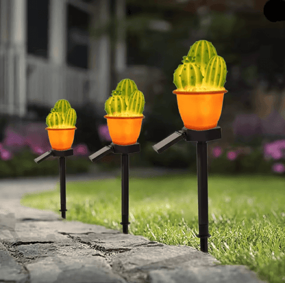 Solar Pineapple Cactus Garden Light