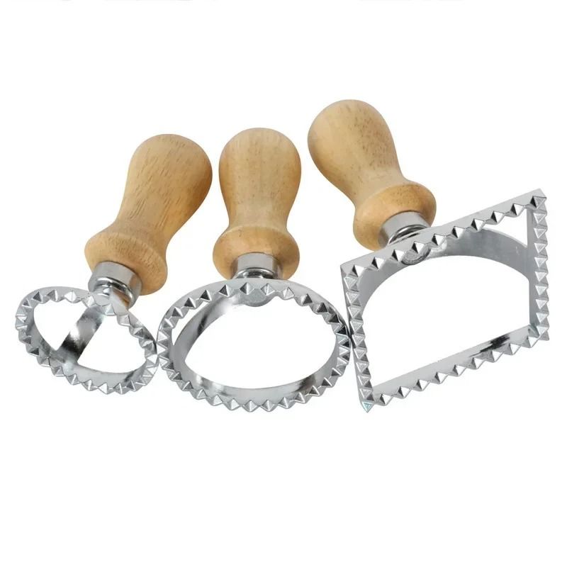 Ravioli And Pasta Cutter Set With Wooden Handle 2