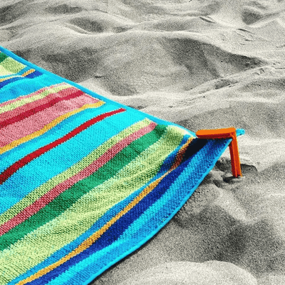 Outdoor Towel And Cloth Clip Set 1