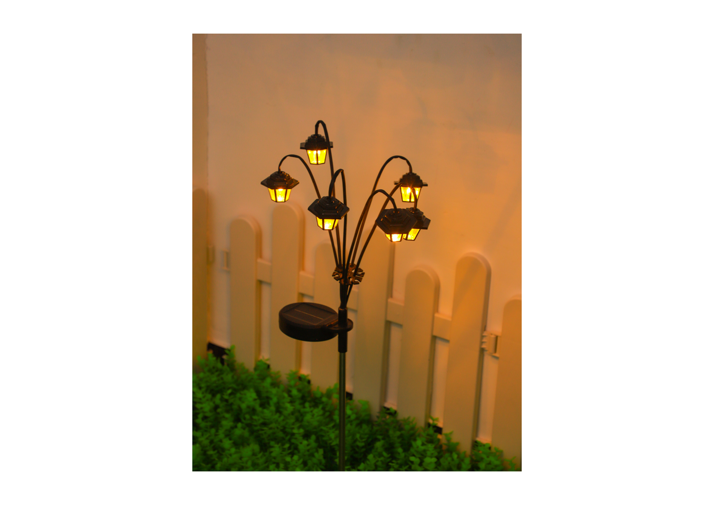 Waterproof light bead, retro palace lamp, outdoor decorative lamp, small street lamp, solar atmosphere lamp