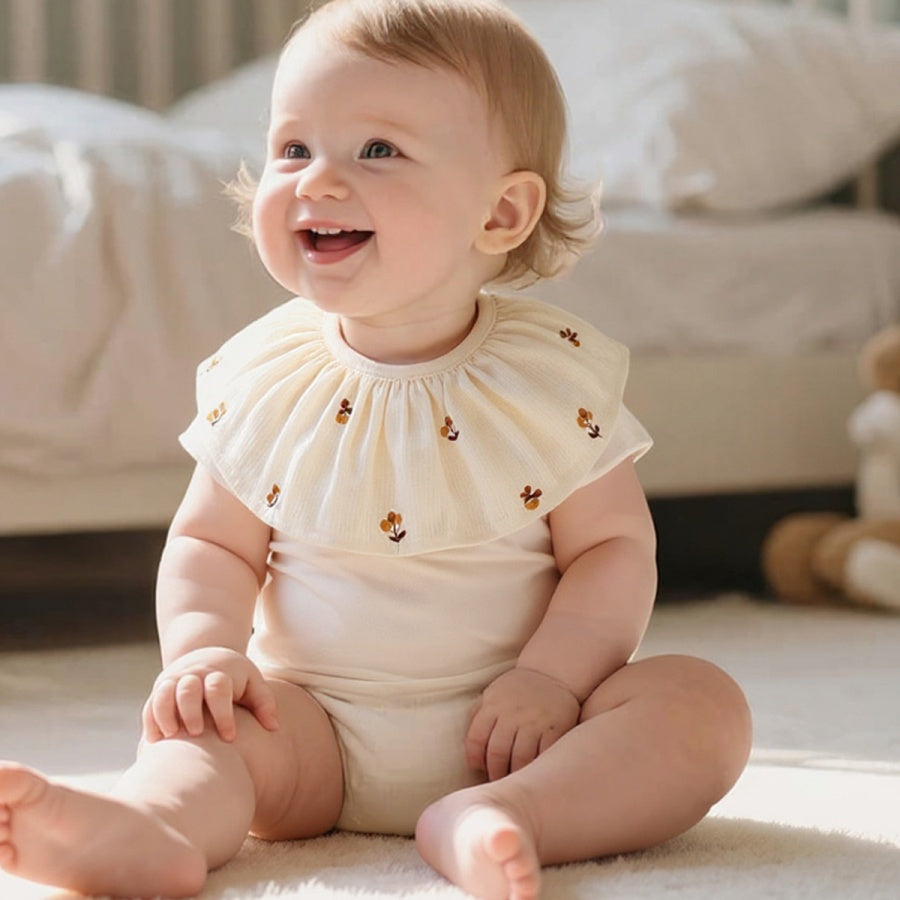 Baby Soggy Towel Class A Cotton Cloth Flared Edge Apron Anti Vomiting Wraparound Headband 1