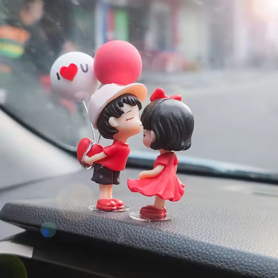 Loving Drive Couple Car Dashboard Figurine  Cute Cartoon Kiss Ornament For Couples  Car Interior De 7