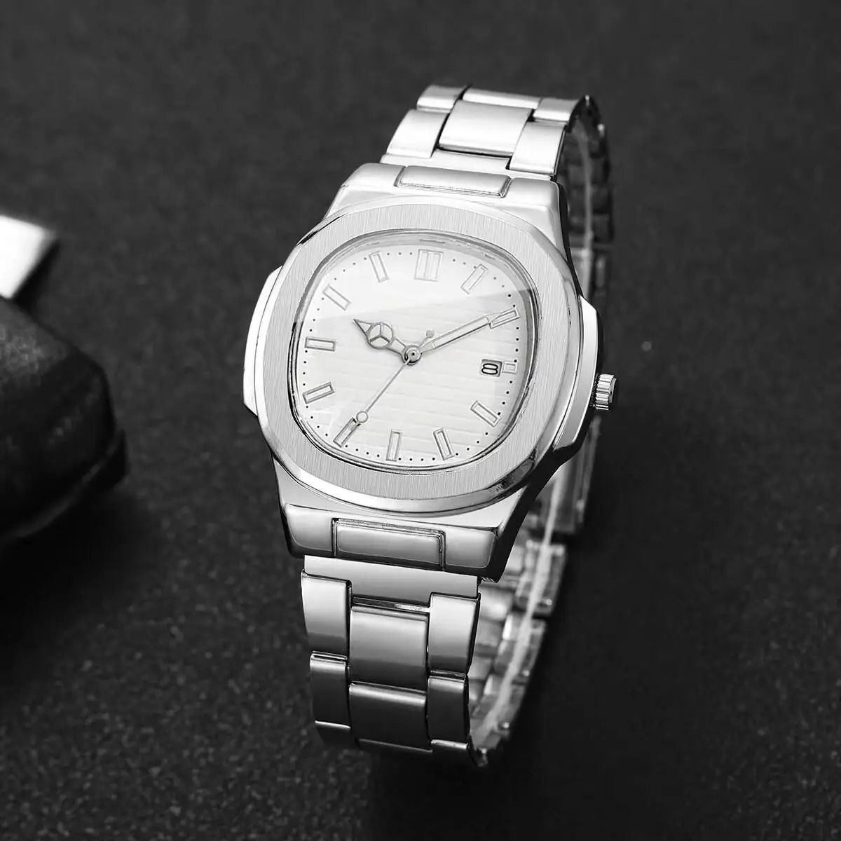 Men Square Dial Stainless Steel Quartz Watch With Calendar 4