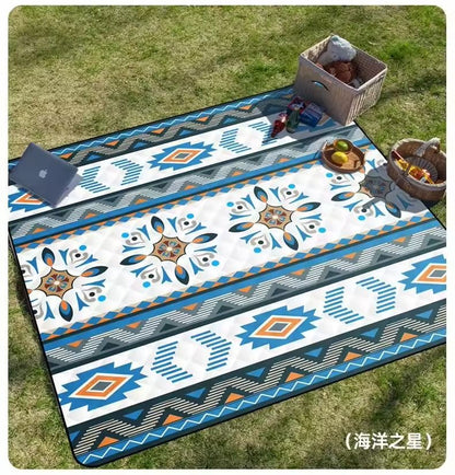 Large Waterproof Picnic Blanket Outdoor Beach Mat With Carry Handle 2