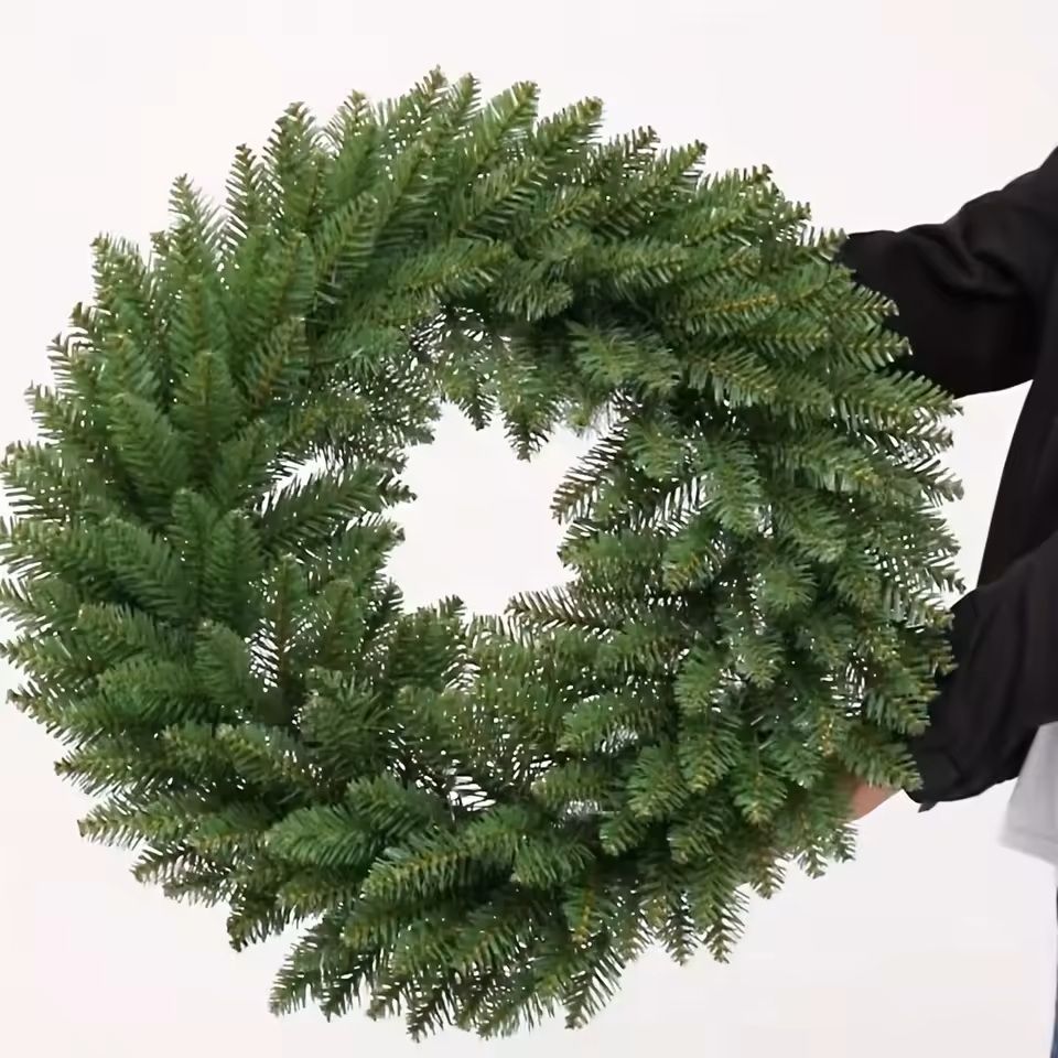 Realistic Evergreen Pine Wreath Durable Plastic Christmas Decoration with Pine Needles and Branch Accents