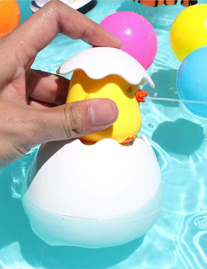 SprinklePals Duck And Penguin Egg Water Spray Baby Bath Toy 4